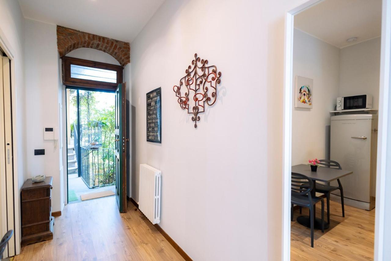 The Red Bricks Home - San Babila Area ミラノ エクステリア 写真