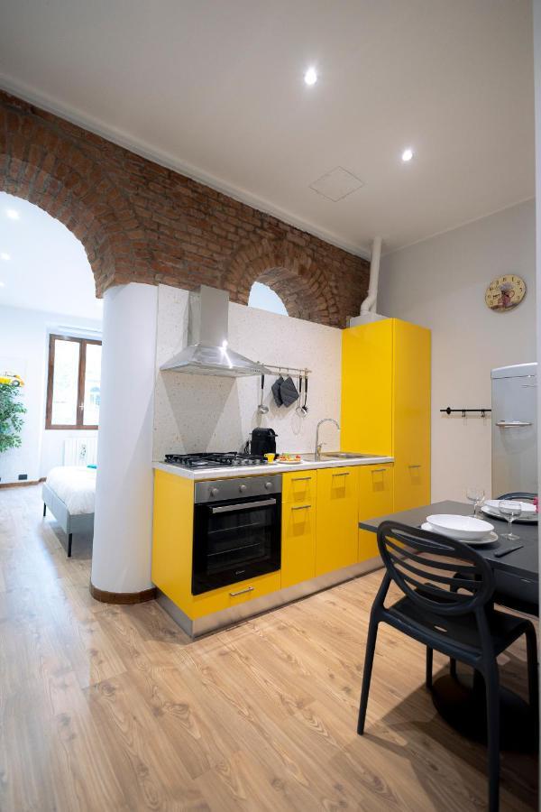 The Red Bricks Home - San Babila Area ミラノ エクステリア 写真